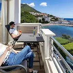 Blue Bay Pensionat 4*